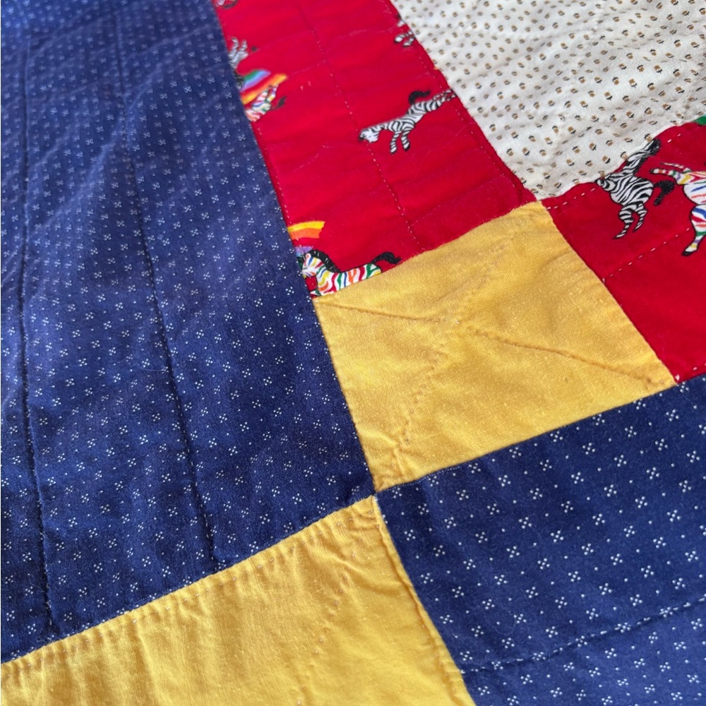 Dinosaur vintage handmade Dinosaur Patchwork baby Quilt - Picture 4 of 6